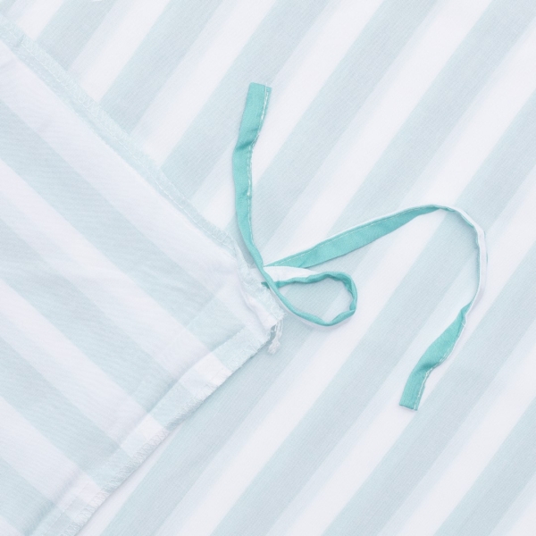 Bambus sengetøj hvid/havblå stribet bred