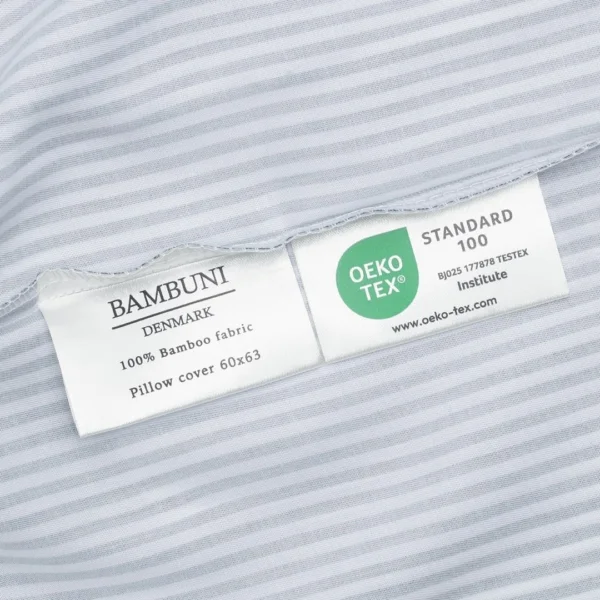 Bambus sengetøj hvid/grålig blå stribet